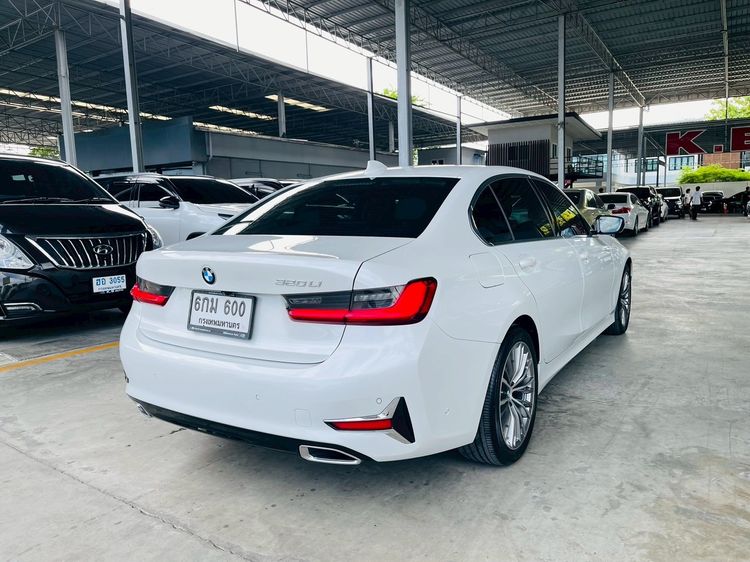 BMW Series 3 2021 320Li Sedan เบนซิน ไม่ติดแก๊ส เกียร์อัตโนมัติ ขาว รูปที่ 4