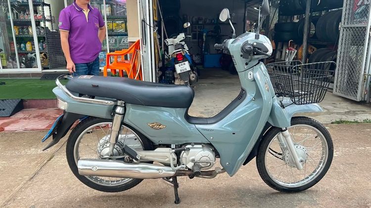 Honda Dream Super Cub ปี 2016 รูปที่ 4
