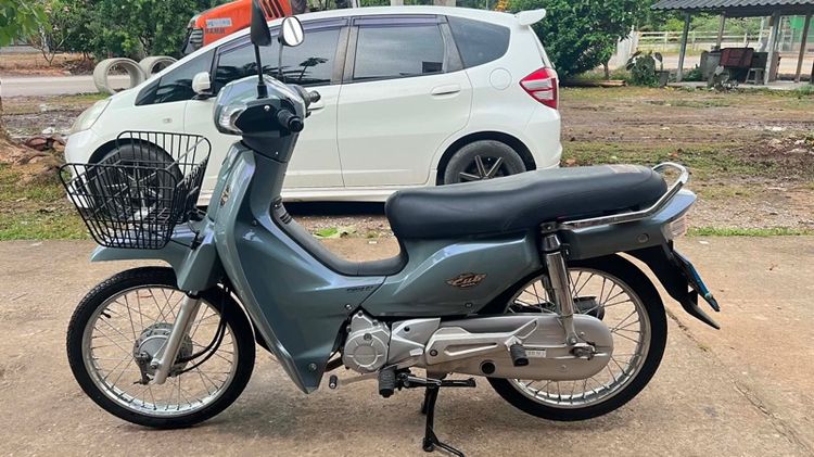Honda Dream Super Cub ปี 2016 รูปที่ 3