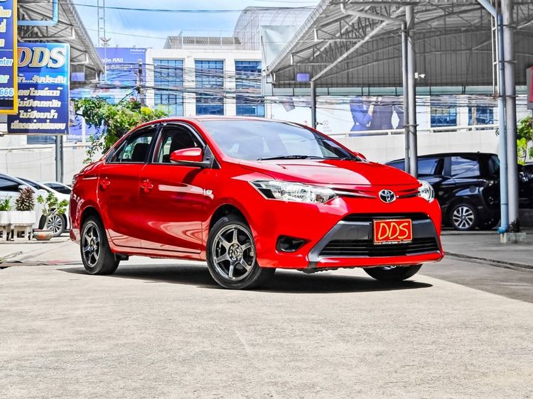 รถ Toyota Vios 1.5 S สี แดง