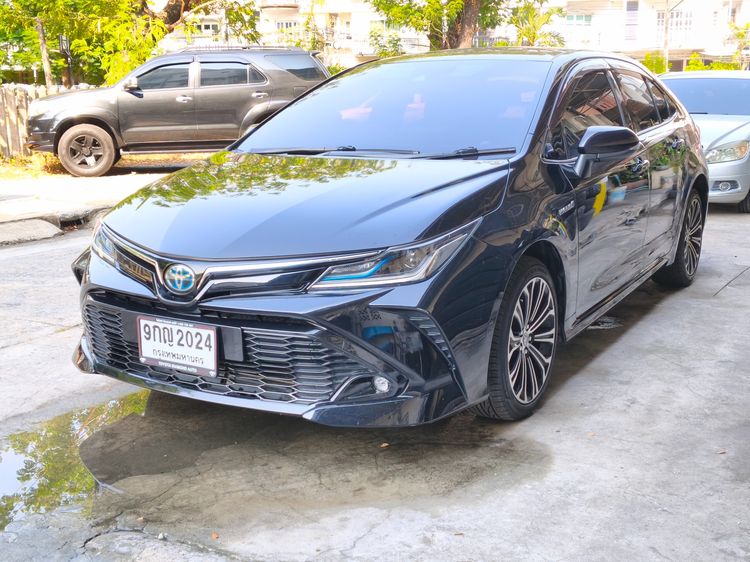 รถ Toyota Altis 1.8 Hybrid High สี ดำ