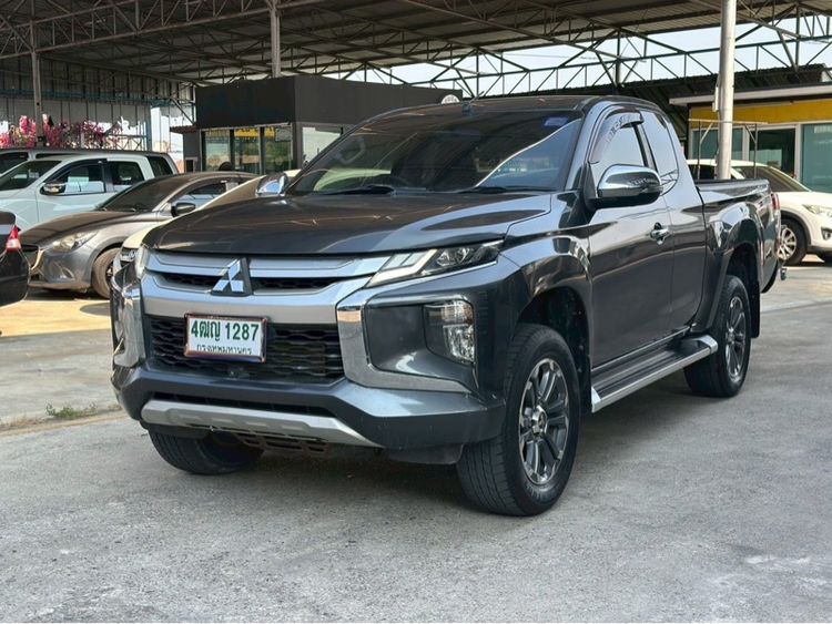 รถ Mitsubishi Triton 2.4 GLS Plus สี เทา