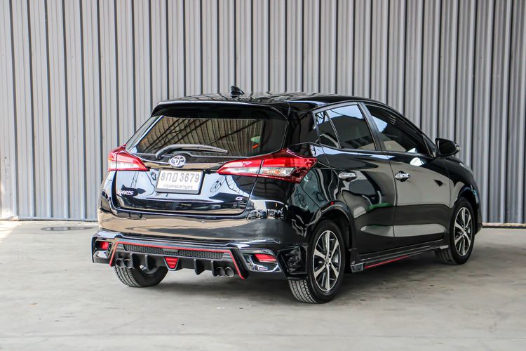 Toyota Yaris 2019 1.2 G Sedan เบนซิน ไม่ติดแก๊ส เกียร์อัตโนมัติ ดำ รูปที่ 4