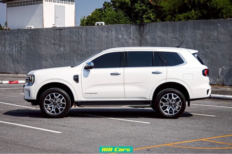 Ford Everest 2023 2.0 Bi-Turbo Titanium Utility-car ดีเซล เกียร์อัตโนมัติ ขาว รูปที่ 2