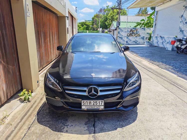Mercedes-Benz C-Class 2016 C200 Sedan เบนซิน ไม่ติดแก๊ส เกียร์อัตโนมัติ ดำ รูปที่ 2