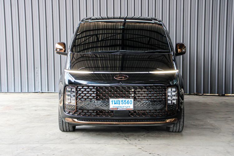 Hyundai Staria 2026 2.2 Premium with sunroof Van ดีเซล ไม่ติดแก๊ส เกียร์อัตโนมัติ ดำ รูปที่ 2