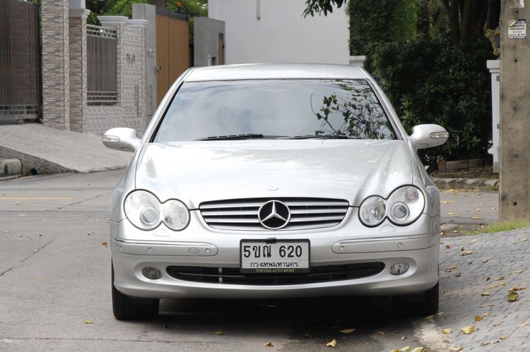 Mercedes-Benz CLK-Class 2004 CLK200 Kompressor Sedan เบนซิน ไม่ติดแก๊ส เกียร์อัตโนมัติ เงิน รูปที่ 2