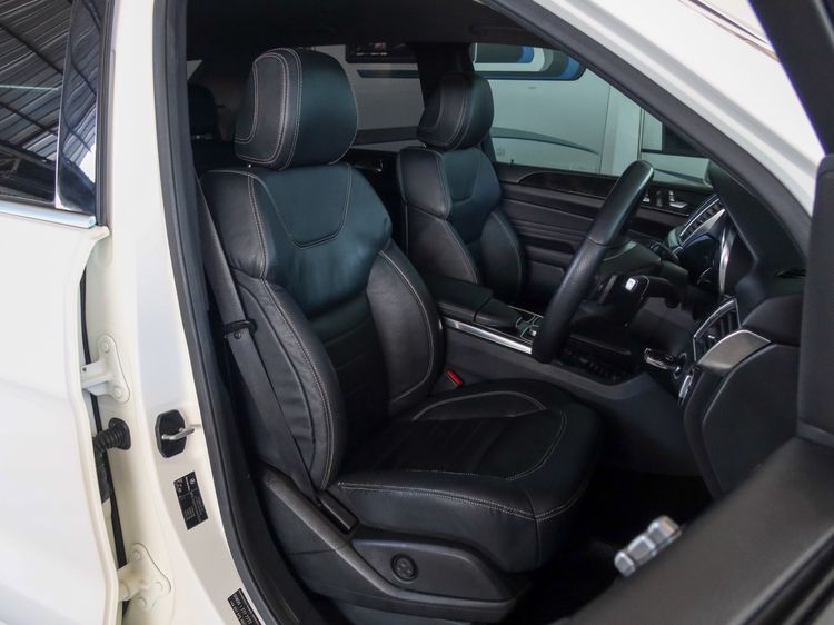 Mercedes-Benz ML-Class 2012 ML250 CDI AMG Utility-car ดีเซล ไม่ติดแก๊ส เกียร์อัตโนมัติ ขาว รูปที่ 3