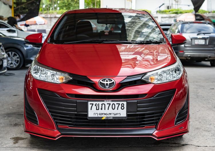 Toyota Yaris ATIV 2019 1.2 E Sedan เบนซิน ไม่ติดแก๊ส เกียร์อัตโนมัติ แดง