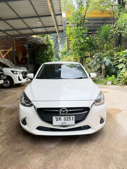 Mazda Mazda 2 2019 1.3 High Connect Sedan เบนซิน ไม่ติดแก๊ส เกียร์อัตโนมัติ ขาว รูปที่ 2