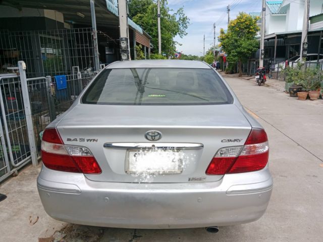 รถ Toyota Camry 2.4 Q สี เทา