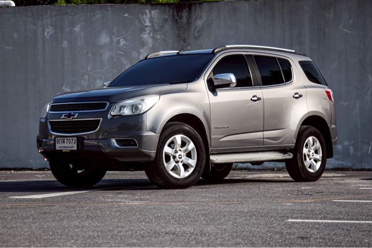รถ Chevrolet Trailblazer 2.8 LTZ 4WD สี เทา