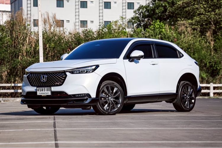 รถ Honda HR-V 1.5 e:HEV RS สี ขาว