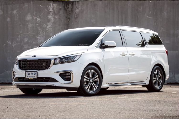 รถ Kia Grand Carnival 2.2 SXL สี ขาว