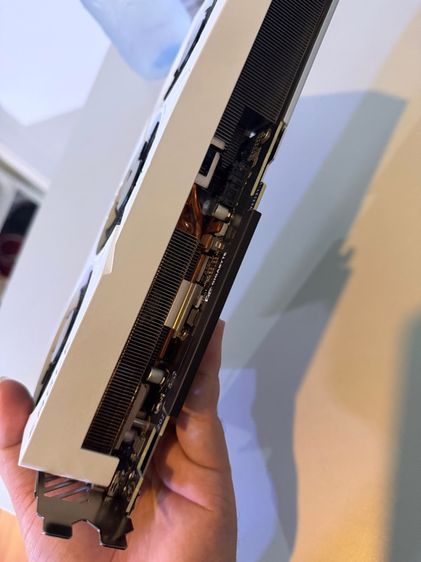 อื่นๆ GeForce RTX™ 4070 Ti SUPER EAGLE OC ICE 16G