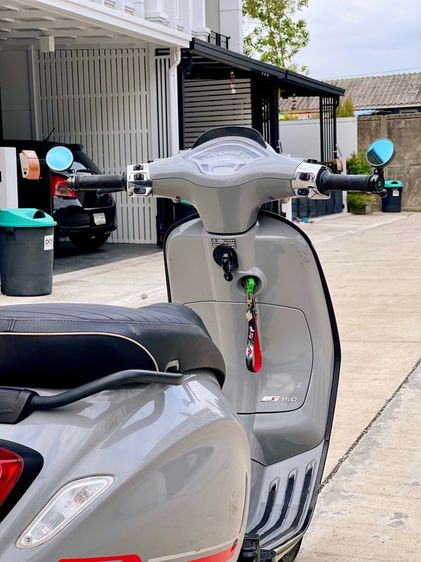 ขาย Vespa Sprint 150 i-Get ABS รถออกมือ1ป้ายแดง รถที่บ้านใช้เองครับ ขายพร้อมโอนเปลี่ยนชื่อให้ด้วยครับฟรีค่าใช้จ่าย รูปที่ 9