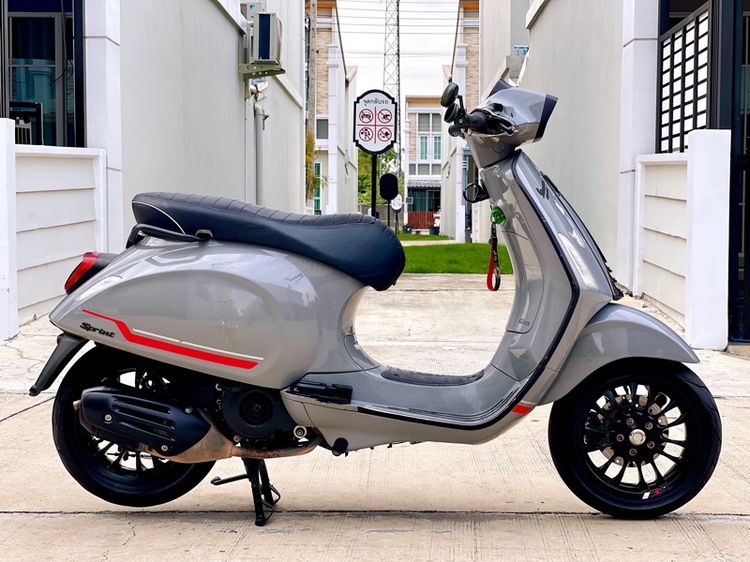 ขาย Vespa Sprint 150 i-Get ABS รถออกมือ1ป้ายแดง รถที่บ้านใช้เองครับ ขายพร้อมโอนเปลี่ยนชื่อให้ด้วยครับฟรีค่าใช้จ่าย รูปที่ 6