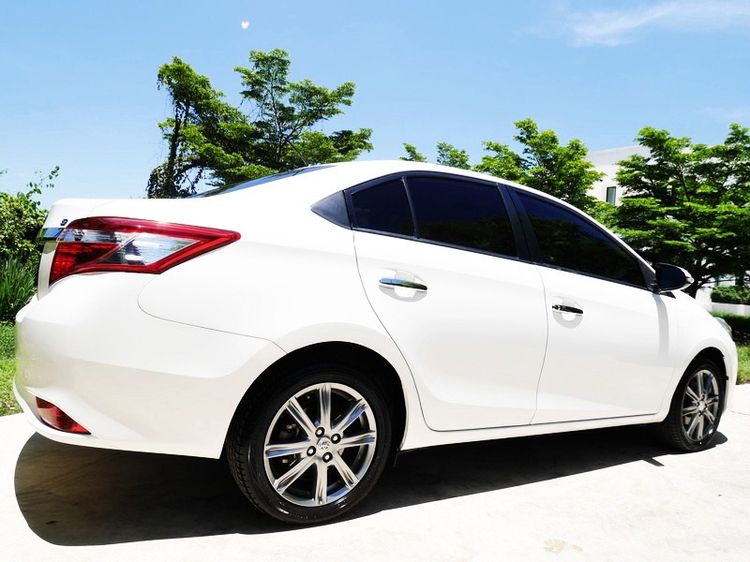 Toyota Vios 2015 1.5 S Sedan เบนซิน ไม่ติดแก๊ส เกียร์อัตโนมัติ ขาว รูปที่ 4