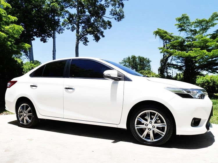 Toyota Vios 2015 1.5 S Sedan เบนซิน ไม่ติดแก๊ส เกียร์อัตโนมัติ ขาว รูปที่ 2