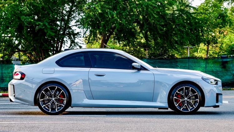 BMW M2 2023 3.0 Sedan เบนซิน ไม่ติดแก๊ส เกียร์อัตโนมัติ เทา รูปที่ 4