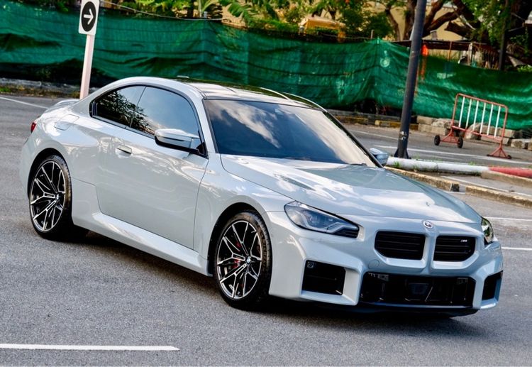 BMW M2 2023 3.0 Sedan เบนซิน ไม่ติดแก๊ส เกียร์อัตโนมัติ เทา รูปที่ 3
