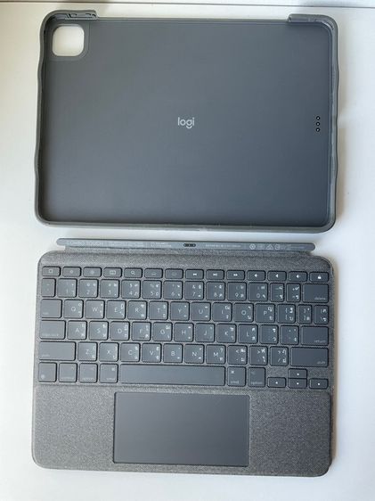 Logitech Magic keyboard สำหรับIpad pro 11นิ้ว 
