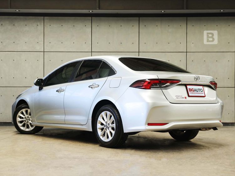 Toyota Altis 2022 1.6 G Sedan เบนซิน ไม่ติดแก๊ส เกียร์อัตโนมัติ บรอนซ์เงิน รูปที่ 4