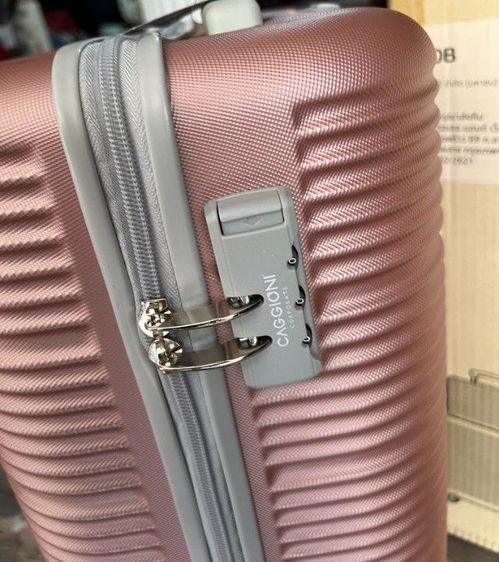 ขายถูก กระเป๋า Caggioni 24" ของแท้ ของใหม่ สีฟ้า ใหม่ล่าสุด รูปที่ 11