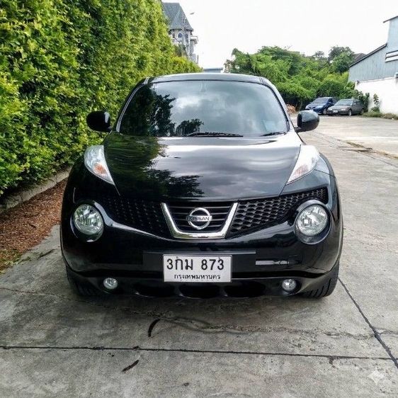 รถ Nissan Juke 1.6 V สี ดำ