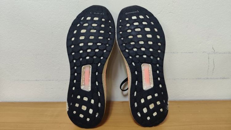 Adidas Ultra Boost 44.0 28.0  แท้ มือสอง รูปที่ 10