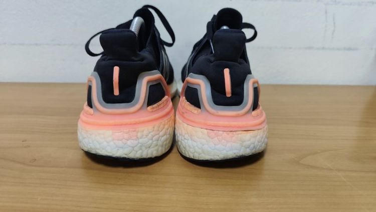 Adidas Ultra Boost 44.0 28.0  แท้ มือสอง รูปที่ 6