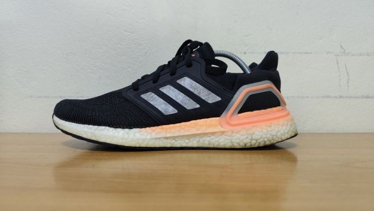 Adidas Ultra Boost 44.0 28.0  แท้ มือสอง รูปที่ 2