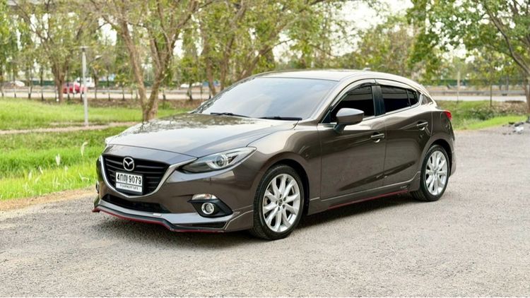 Mazda Mazda3 2015 2.0 S Sports Utility-car เบนซิน ไม่ติดแก๊ส เกียร์อัตโนมัติ น้ำตาล รูปที่ 3
