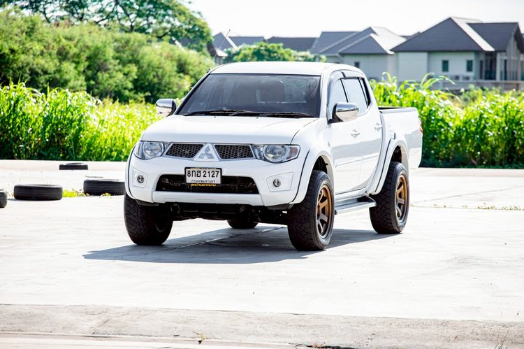 Mitsubishi Triton 2013 2.4 CNG Pickup เบนซิน เกียร์ธรรมดา เทา