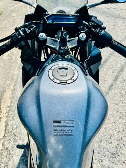 Honda CBR150R Abs ปี2022 กุญแจครบ สด-ผ่อน รูปที่ 8