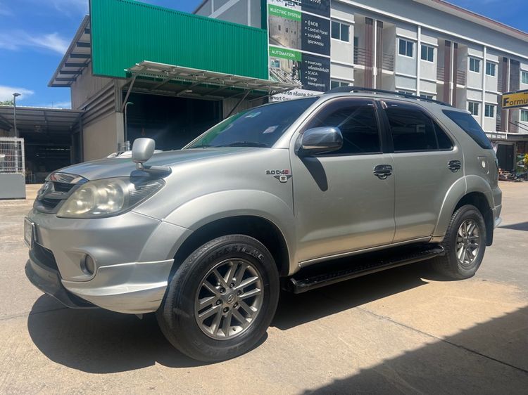 Toyota Fortuner 2007 3.0 G 4WD เบนซิน เกียร์ธรรมดา บรอนซ์เงิน