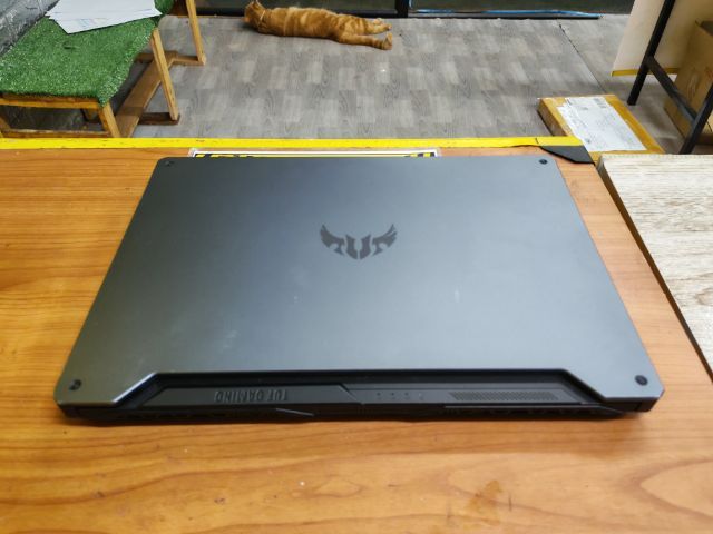 Asus Tuf Gaming คอร์  i5 แรม 8 กิ๊ก คีย์บอร์ดมีไฟ ดูเครื่องได้ที่ บ้านเนินสะอาด เส้นข้าง ม.คร รูปที่ 7