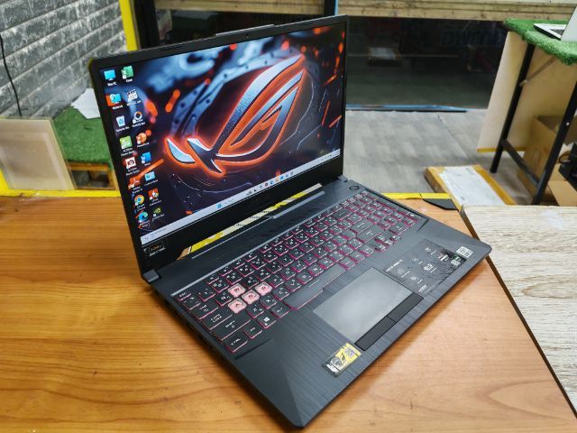 Asus Tuf Gaming คอร์  i5 แรม 8 กิ๊ก คีย์บอร์ดมีไฟ ดูเครื่องได้ที่ บ้านเนินสะอาด เส้นข้าง ม.คร รูปที่ 2