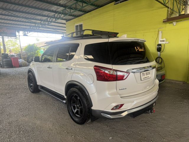 Isuzu MU-X 2015 3.0 RS 2WD Van ดีเซล ไม่ติดแก๊ส เกียร์อัตโนมัติ ขาว รูปที่ 2