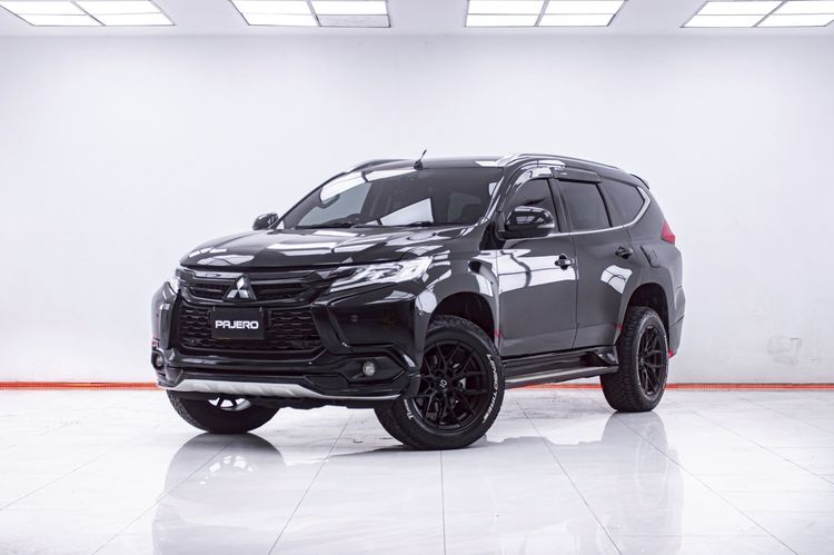 รถ Mitsubishi Pajero Sport 2.4 GT Premium 4WD สี ดำ
