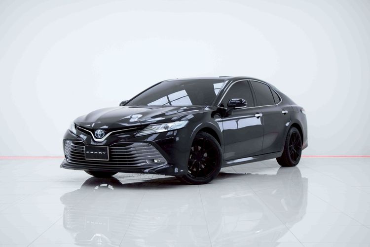 รถ Toyota Camry 2.5 HV Premium สี ดำ