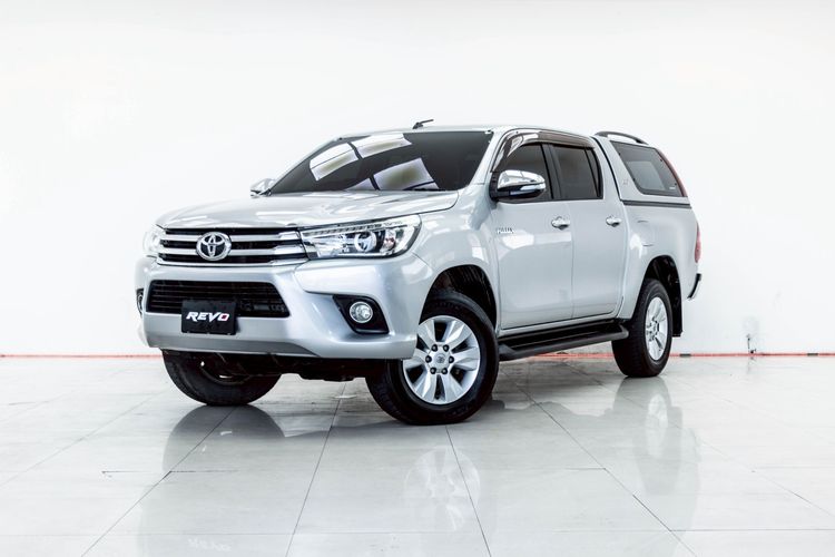รถ Toyota Hilux Revo 2.4 E Prerunner สี เทา
