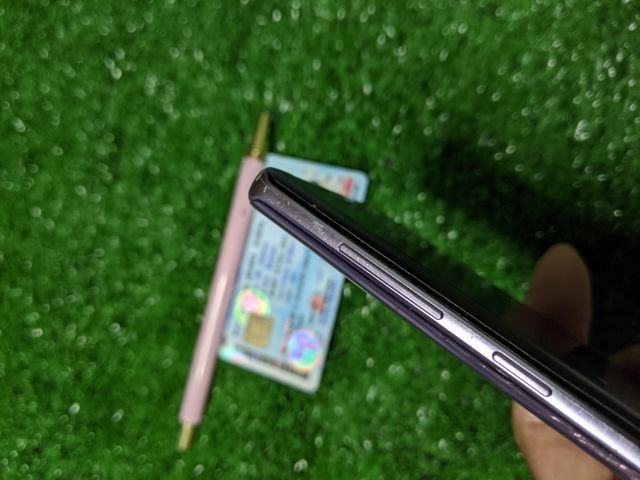 samsung galaxy note 9 ใช้งานได้ปกติแบตเตอรี่เก็บไฟฝาหลังแตกนอกนั้นใช้งานได้ปกตินัดรับได้เขตสายไหมถนนจตุโชติหรือจัดส่งผ่านทางเคอรี่ได้ครับ รูปที่ 7