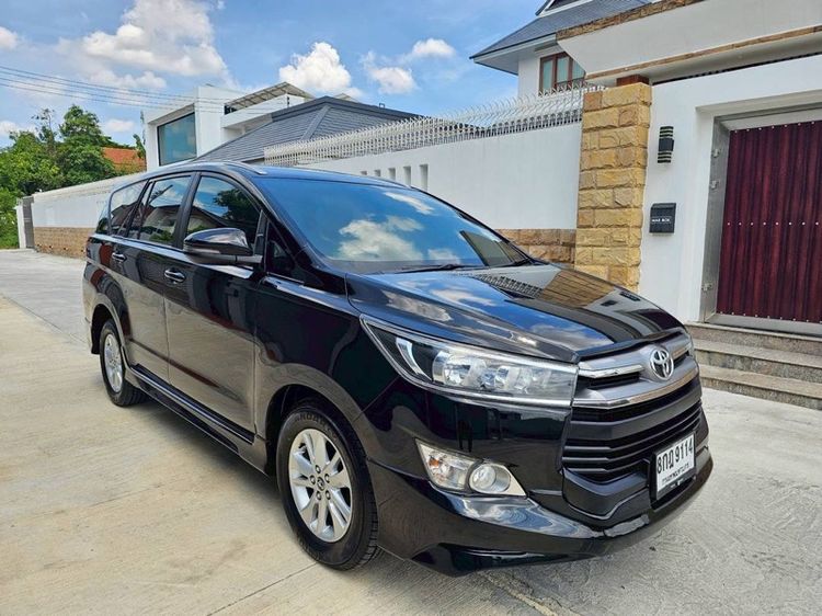 Toyota Innova 2019 2.8 Crysta G Utility-car ดีเซล ไม่ติดแก๊ส เกียร์อัตโนมัติ ดำ รูปที่ 2