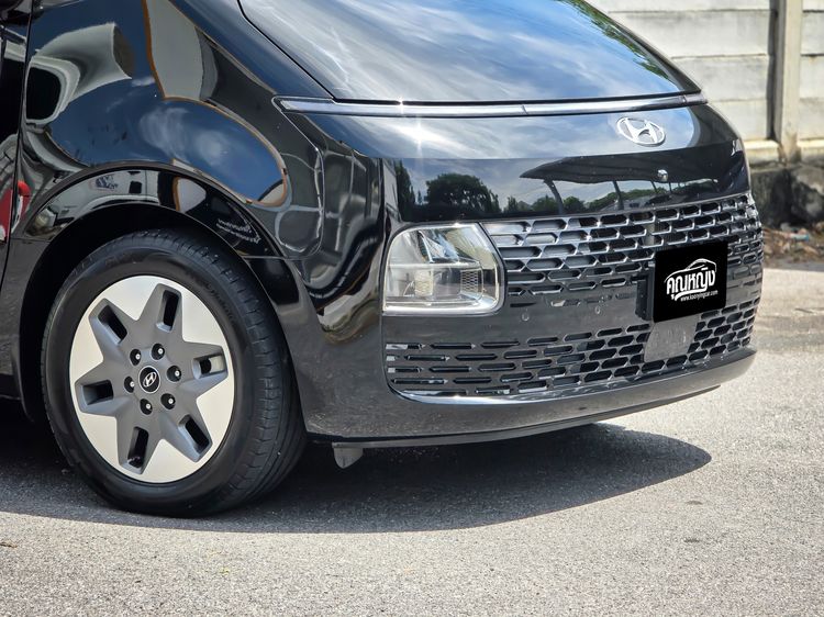 Hyundai Staria 2021 2.2 SEL Van ดีเซล ไม่ติดแก๊ส เกียร์อัตโนมัติ ดำ รูปที่ 2
