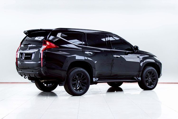 Mitsubishi Pajero Sport 2019 2.4  GT Premium Elite Edition  2WD Utility-car ดีเซล ไม่ติดแก๊ส เกียร์อัตโนมัติ ดำ รูปที่ 4