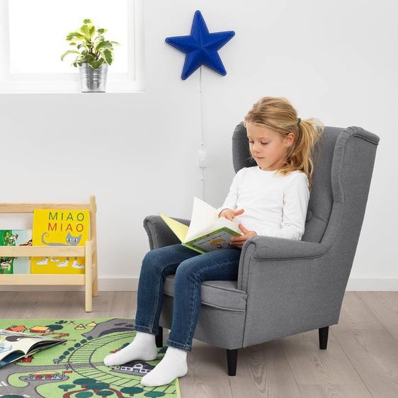 โซฟาเดี่ยว ผ้า สำหรับ เด็ก  แบรนด์ IKEA รุ่น STRANDMON รูปที่ 4