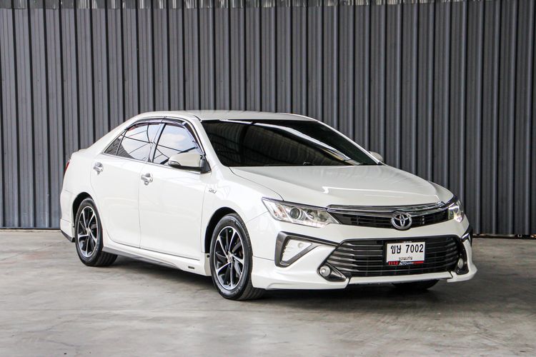 Toyota Camry 2015 2.0 G Extremo Sedan เบนซิน ไม่ติดแก๊ส เกียร์อัตโนมัติ ขาว รูปที่ 3