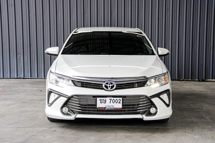 Toyota Camry 2015 2.0 G Extremo Sedan เบนซิน ไม่ติดแก๊ส เกียร์อัตโนมัติ ขาว รูปที่ 2