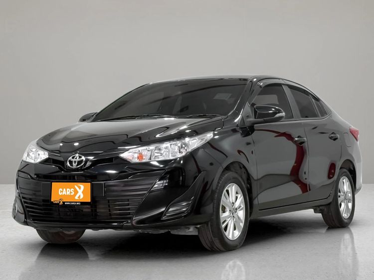 Toyota Yaris ATIV 2017 1.2 E Sedan เบนซิน ไม่ติดแก๊ส เกียร์อัตโนมัติ ดำ